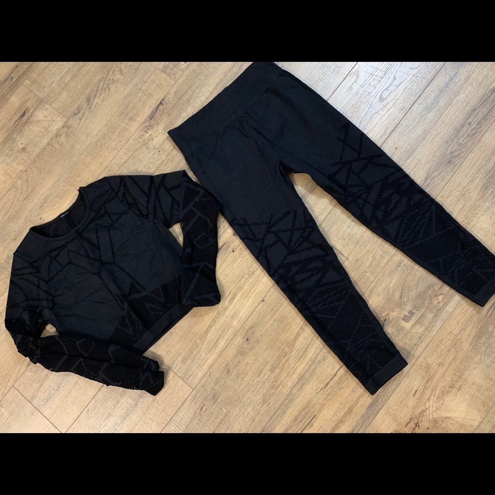 Demi Lovato x Fabletics set